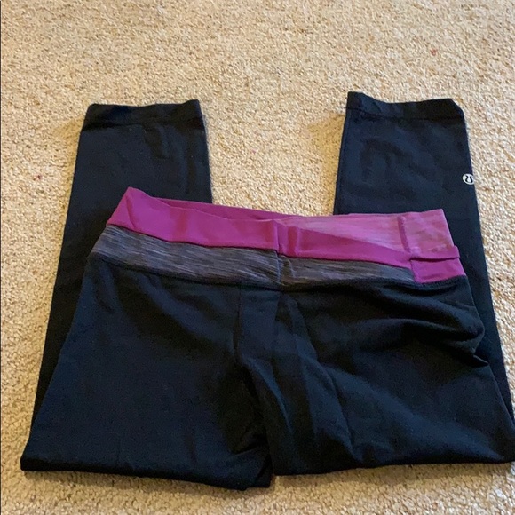 Lululemon Capri - Picture 2 of 3
